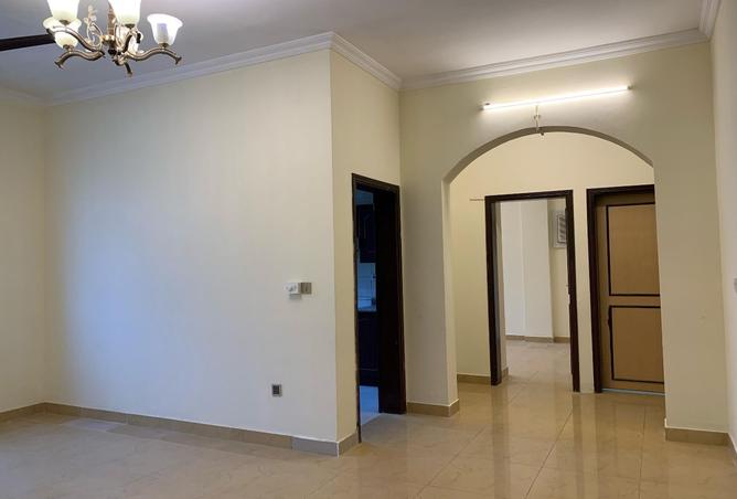 956179 - Property Image 2