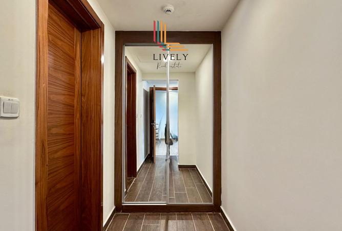 996361 - Property Image 2