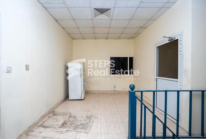 995369 - Property Image 3