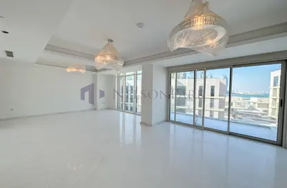 Apartment - 4 Bedrooms - 5 Bathrooms for rent in Gewan Island - The Pearl Island - Doha
