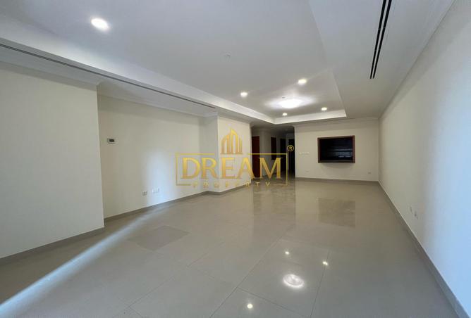 867944 - Property Image 3