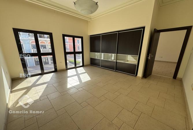 999990 - Property Image 3