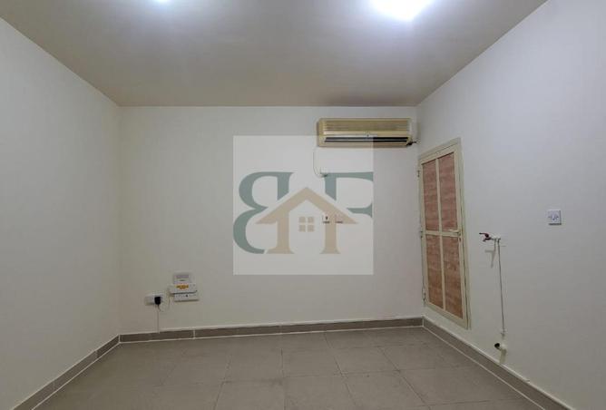 953237 - Property Main Image