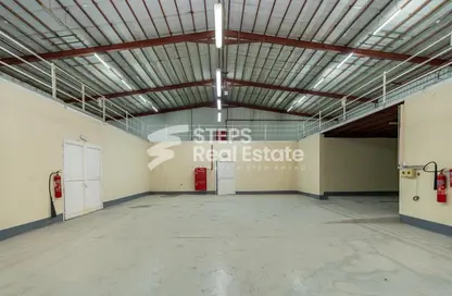 Warehouse - Studio - 7+ Bathrooms for rent in Industrial Area 1 - Industrial Area - Doha