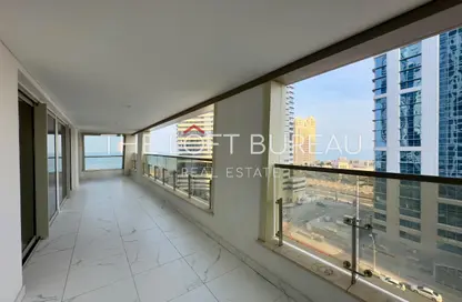 Apartment - 2 Bedrooms - 3 Bathrooms for rent in West Bay Tower - West Bay - West Bay - Doha