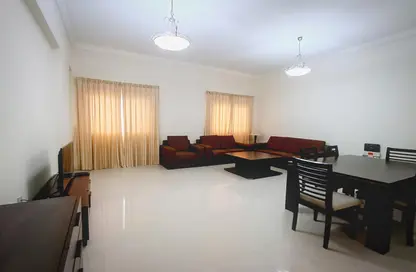 Apartment - 2 Bedrooms - 2 Bathrooms for rent in Anas Street - Fereej Bin Mahmoud North - Fereej Bin Mahmoud - Doha