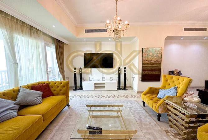 982202 - Property Image 2