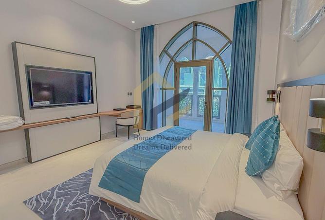 933998 - Property Image 2