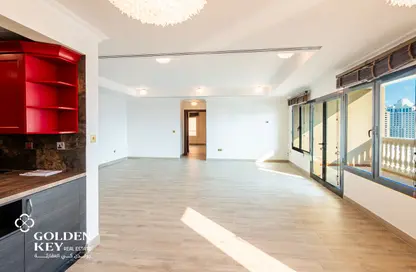 شقة - 2 غرف نوم - 3 حمامات للايجار في طريق بورتو الغربي - بورتو أرابيا - جزيرة اللؤلؤة - الدوحة