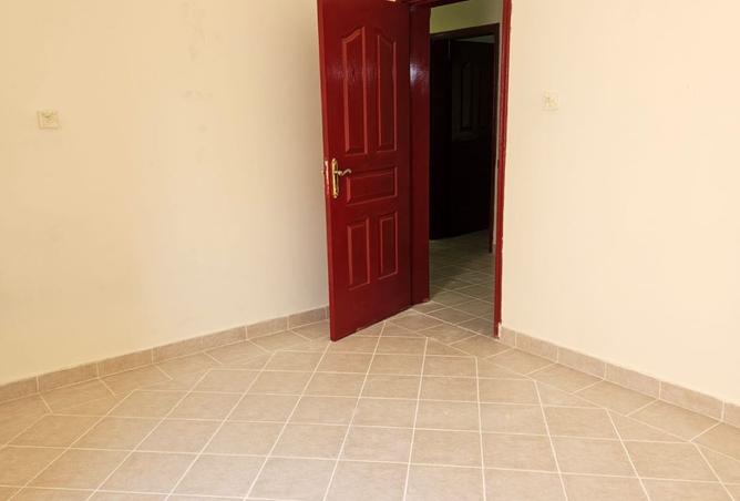 982815 - Property Image 3