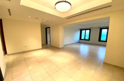 Apartment - 1 Bedroom - 2 Bathrooms for sale in Tuscan Tower - Porto Arabia - The Pearl Island - Doha