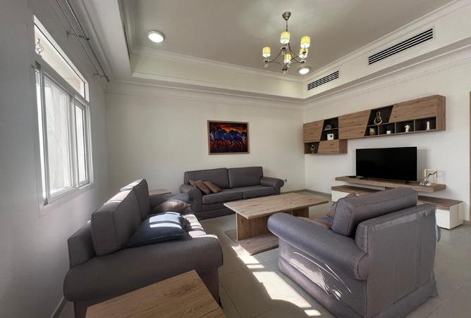 982158 - Property Image 3