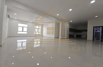 شقة - 3 غرف نوم - 3 حمامات للايجار في شارع الوعب - الوعب - الدوحة