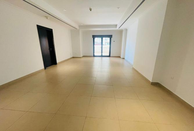 958171 - Property Main Image