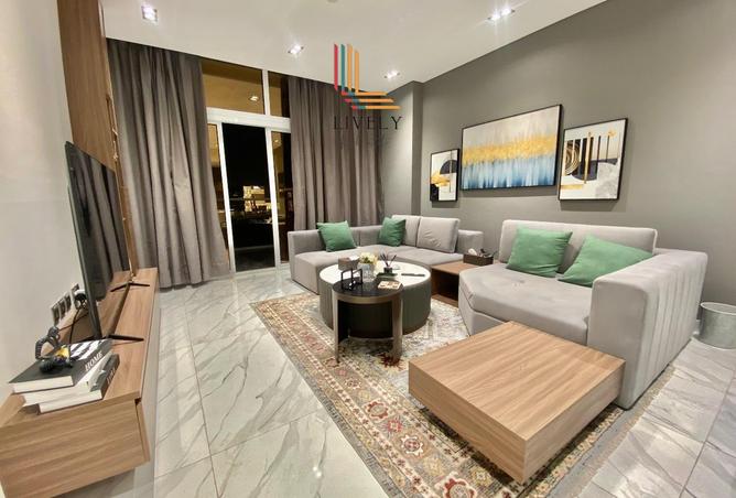 941699 - Property Image 2