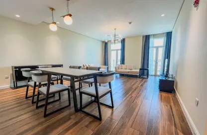 Apartment - 3 Bedrooms - 5 Bathrooms for rent in Floresta Gardens - Floresta Gardens - The Pearl Island - Doha