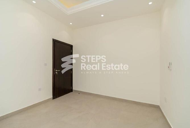 955155 - Property Image 2