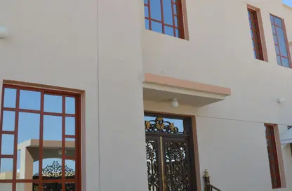 Villa - 5 Bedrooms - 5 Bathrooms for rent in Ain Khaled - Doha