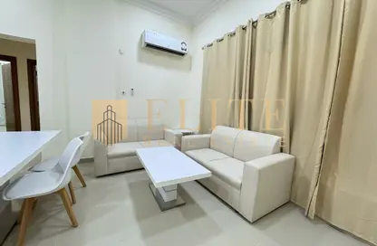 Apartment - 2 Bedrooms - 2 Bathrooms for rent in Madinat Khalifa Building 58 - Madinat Khalifa South - Madinat Khalifa - Doha