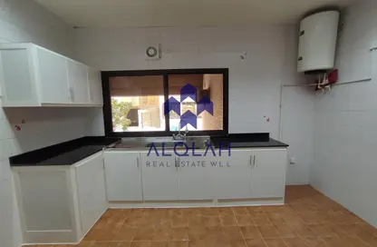 Apartment - 2 Bedrooms - 2 Bathrooms for rent in Al Mansoura - Al Mansoura - Doha
