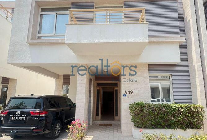 943247 - Property Image 2