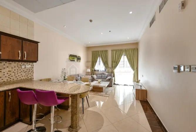 987201 - Property Image 3