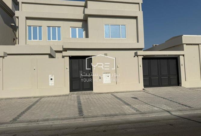 943663 - Property Image 2