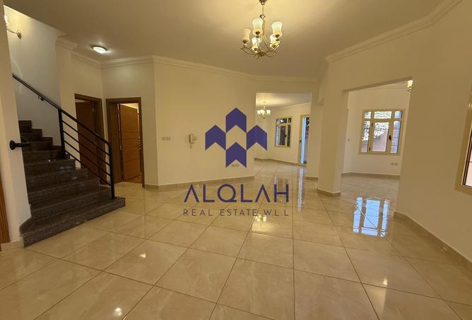 942291 - Property Image 2