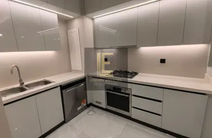 Apartment - 2 Bedrooms - 4 Bathrooms for sale in Vera - Lusail
