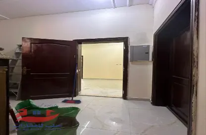 شقة - 3 غرف نوم - 1 حمام للايجار في الغرافة - الغرافة - الدوحة