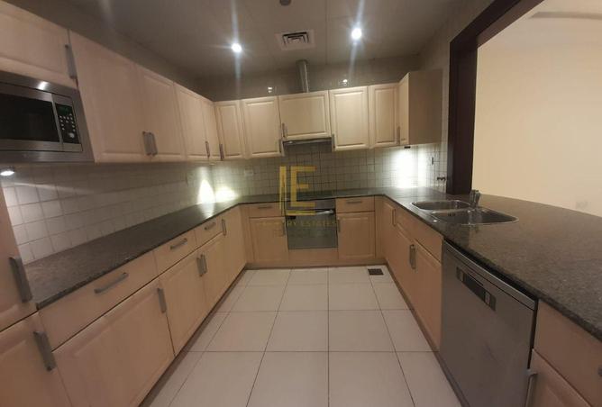 965638 - Property Image 3