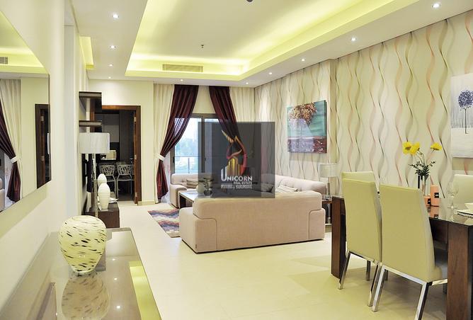 882151 - Property Image 2