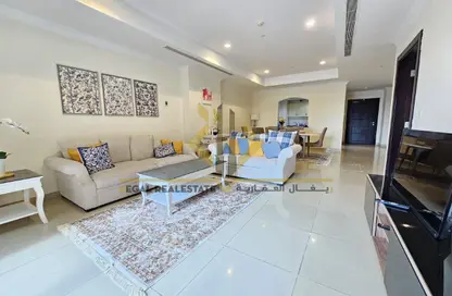 Apartment - 1 Bedroom - 2 Bathrooms for rent in West Porto Drive - Porto Arabia - The Pearl Island - Doha