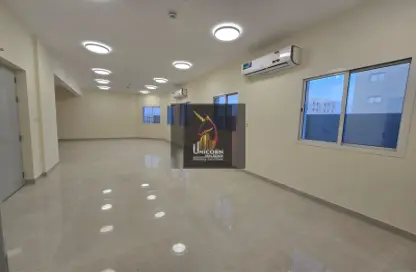 Labor Camp - Studio - 7+ Bathrooms for rent in Umm Salal Mohammed - Doha
