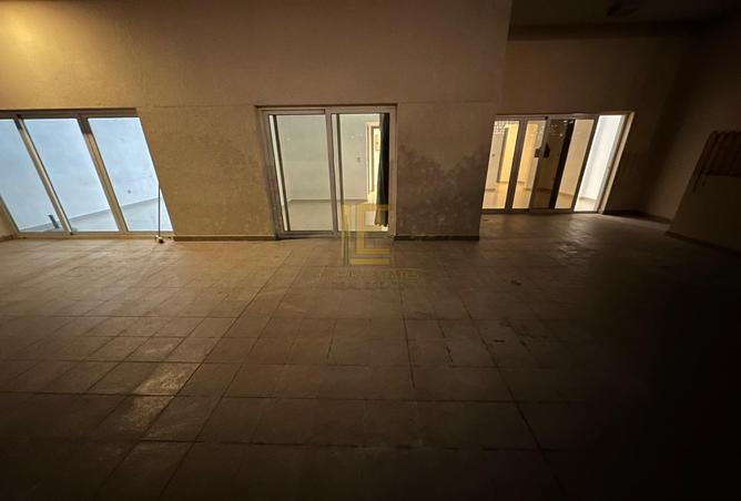 964581 - Property Image 3