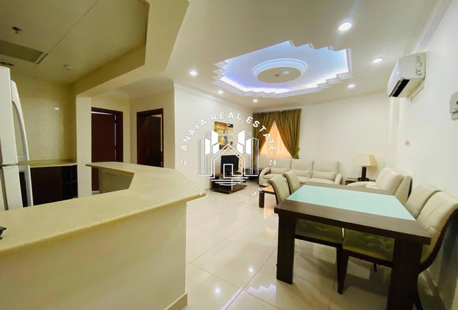 903315 - Property Image 3