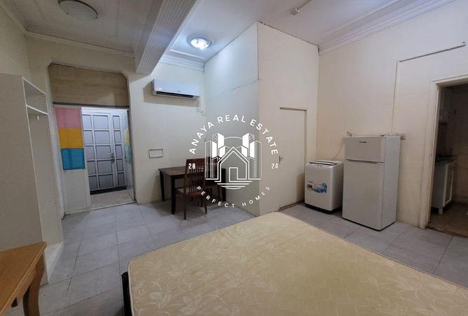 986927 - Property Image 2