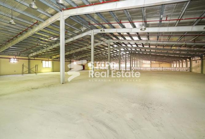 939477 - Property Image 2