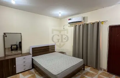 Apartment - Studio - 1 Bathroom for rent in Duhail Villas - Al Duhail - Doha