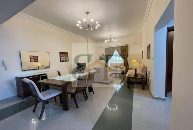 933567 - Property Image 2