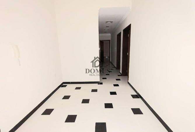 948101 - Property Image 3