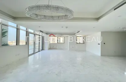 Duplex - 4 Bedrooms - 5 Bathrooms for sale in Gewan Island - The Pearl Island - Doha