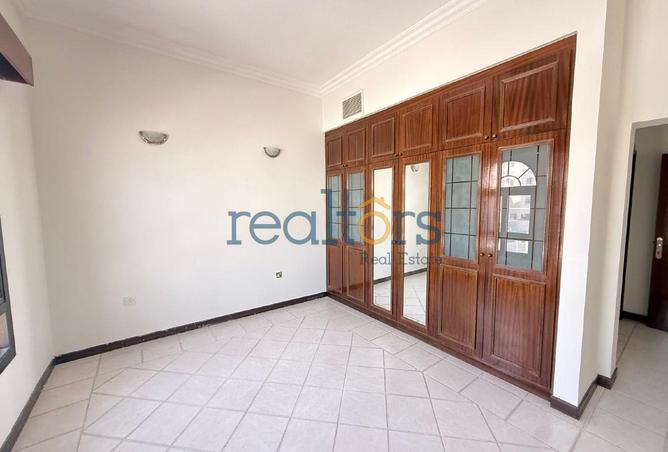949314 - Property Image 2