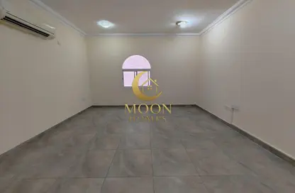 Apartment - 2 Bedrooms - 2 Bathrooms for rent in Muntazah 7 - Al Muntazah - Doha