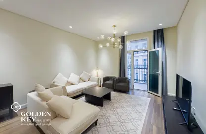 Apartment - 2 Bedrooms - 4 Bathrooms for rent in Floresta Gardens - Floresta Gardens - The Pearl Island - Doha