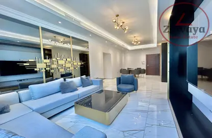 Apartment - 3 Bedrooms - 4 Bathrooms for rent in Floresta Gardens - Floresta Gardens - The Pearl Island - Doha
