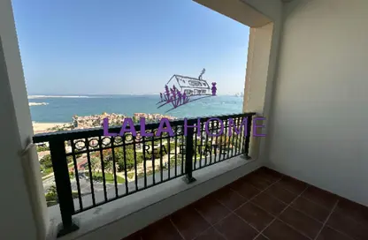 Apartment - 2 Bedrooms - 3 Bathrooms for rent in Viva West - Viva Bahriyah - The Pearl Island - Doha