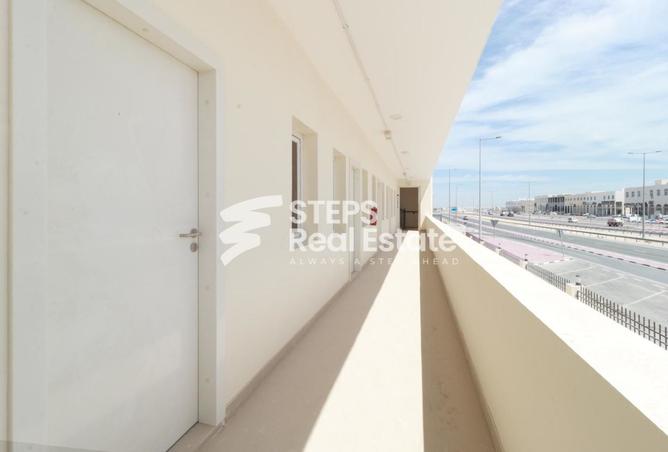 933210 - Property Image 3