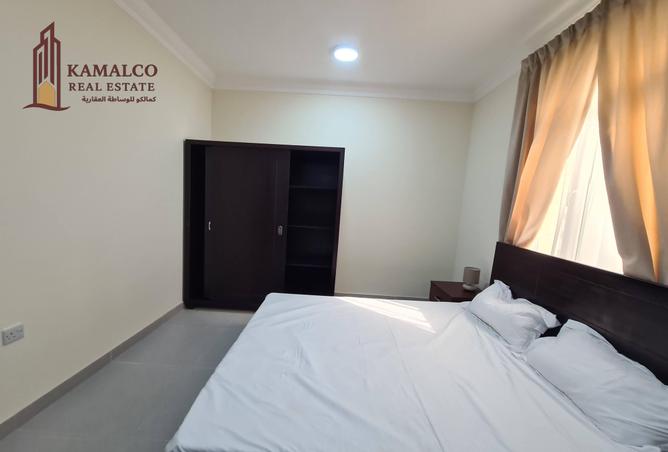 932183 - Property Image 3
