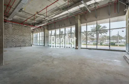 Show Room - Studio - 1 Bathroom for rent in Lusail Residence - Marina District - Lusail